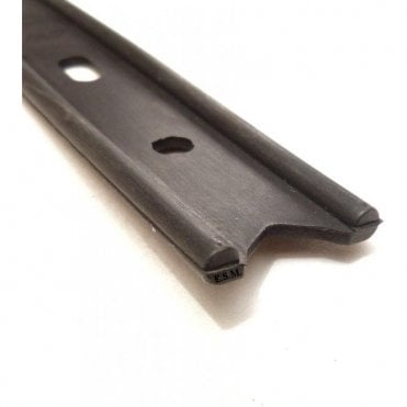 Flat Rubber Seal Strip (Quarterlight Base To Door - Front & Rear)