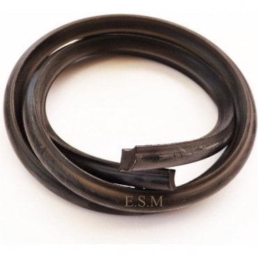 Rear Door Window Rubber Fillet (Van - Early/Small) Each